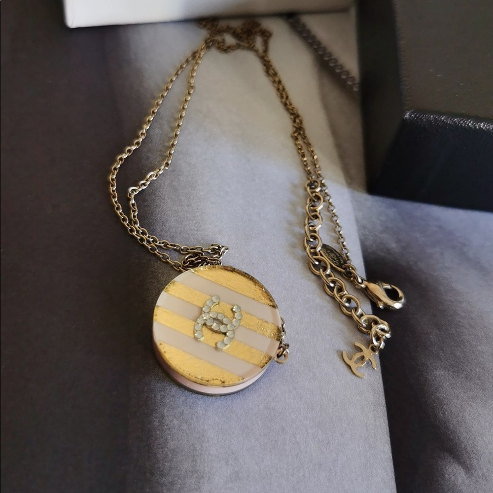 Authentic Chanel Necklace Pink New